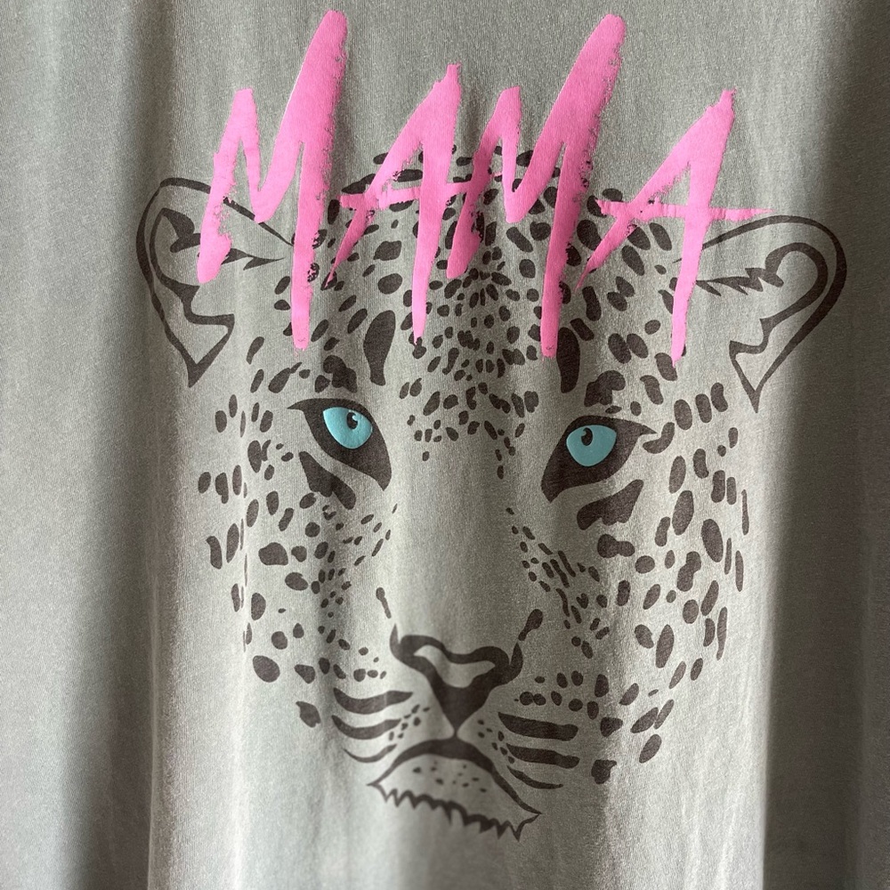Graphic tee - Picture 7 of 7